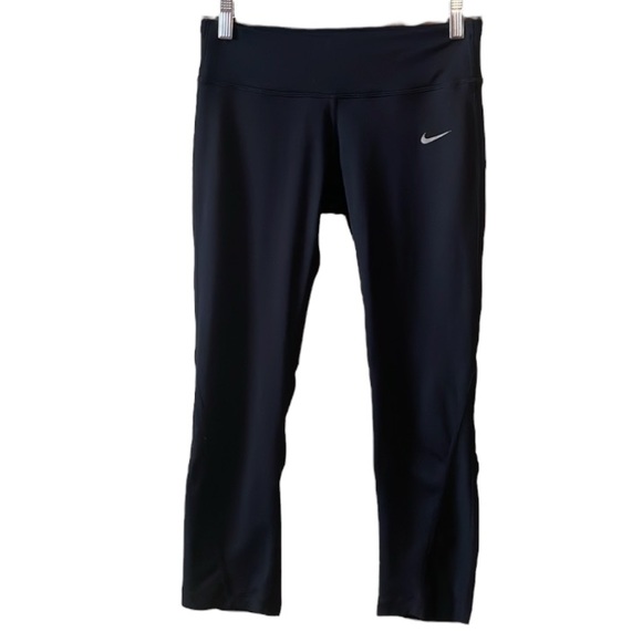 Nike Running Dri-Fit Black Capri Leggings Size Small - Picture 1 of 16